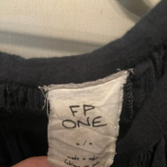 Free People Marishka Peasant Blouse in black - Picture 16 of 16